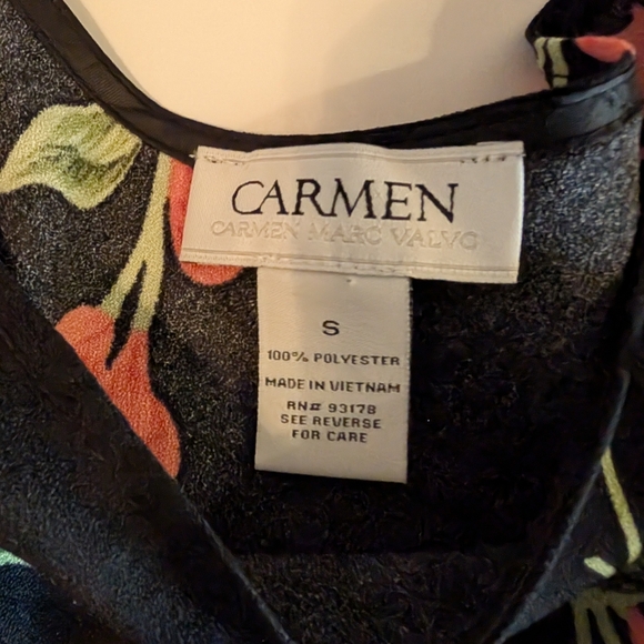 Carmen Marc Valvo Black Top with Red Floral Design - Picture 2 of 5